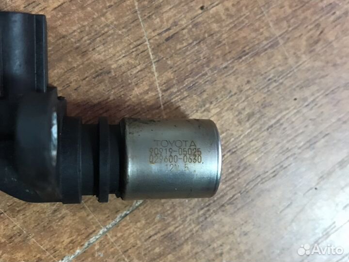 Датчик распредвала Toyota Hilux 2kdftv 1kdftv