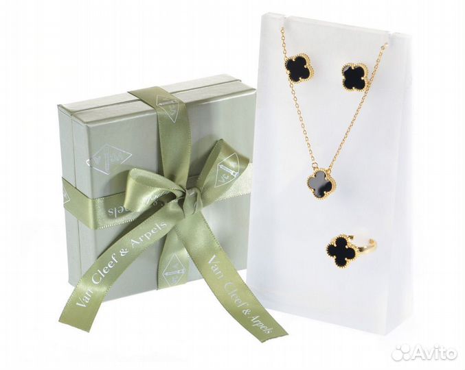 Шикарный комплект