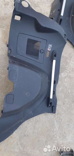 Мицубиси Аутленжр XL обшивка багажника