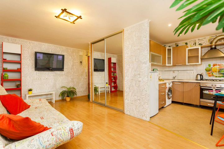 2-к. квартира, 65 м², 1/5 эт.