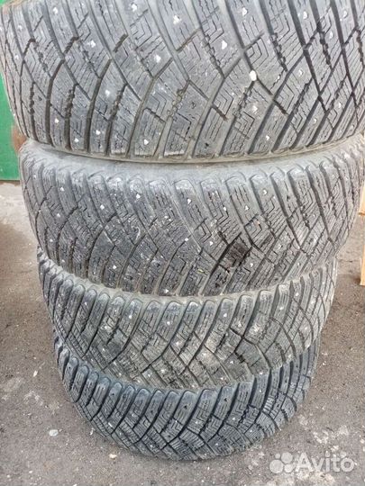 Goodyear Aquatred 195/65 R15