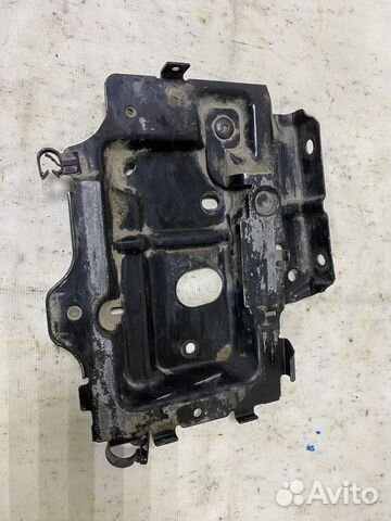 Подставка под аккумулятор Peugeot 206