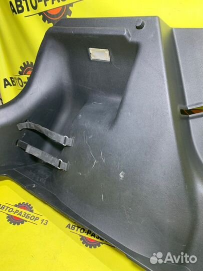 Обшивка багажника задняя левая Kia Rio 3 QB G4FC