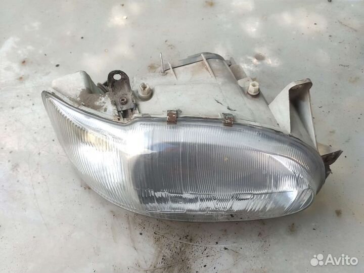 Фара правая форд эскорт 5 рестайлинг