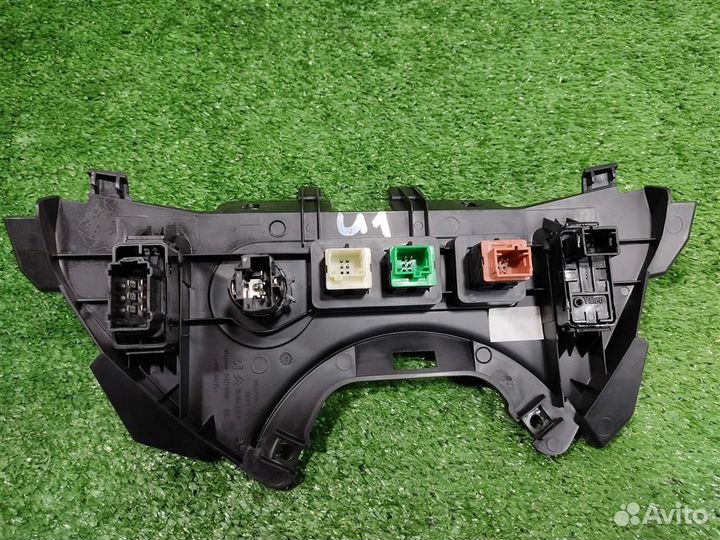 Блок кнопок Peugeot Partner B9 2014