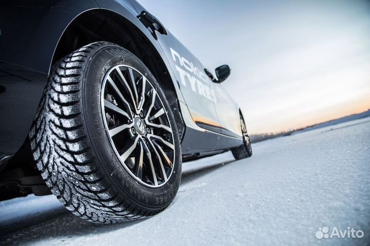 Nokian Tyres Hakkapeliitta R3 275/45 R20