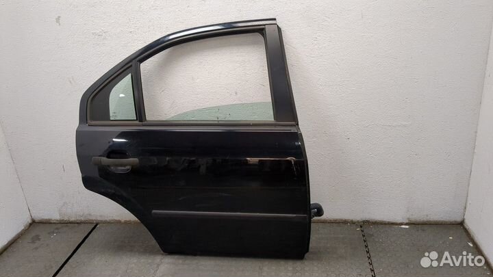 Дверь правая задняя Ford Mondeo 3