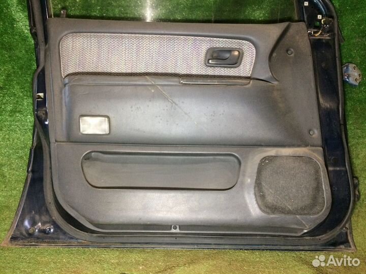 Дверь передняя левая Mitsubishi Chariot N33W N44W
