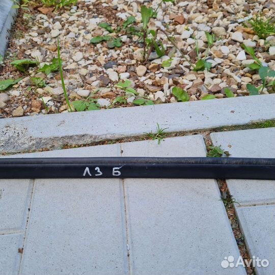 Уплотнитель стекла двери Skoda Felicia 1.3 задний