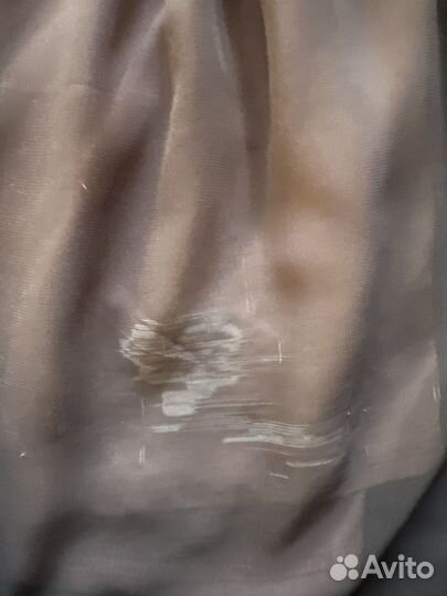 Платье с дефектом