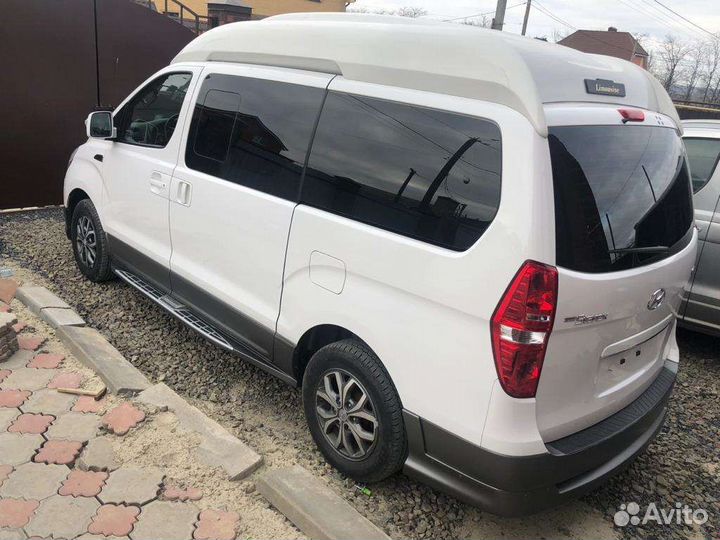 Пассажирские перевозки минивэн