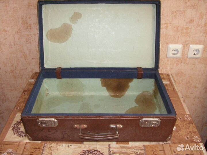 Чемоданы времен СССР