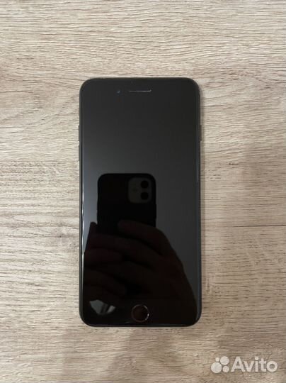 Телефон iPhone 7 plus 32GB