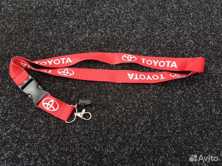 Шнурок Toyota (Красный)