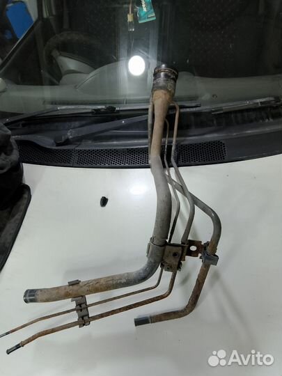 Заливная горловина Toyota echo