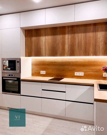 Красивый гарнитур для кухни