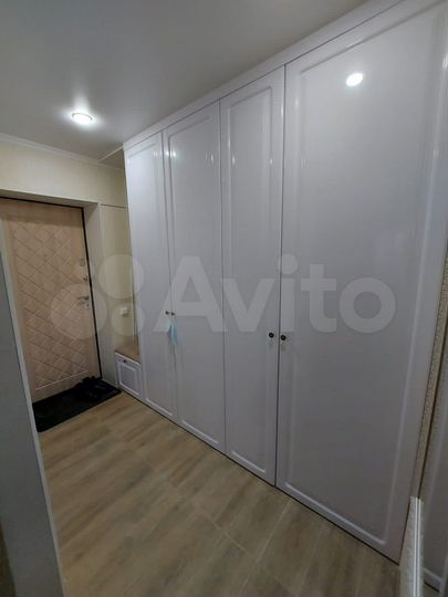 2-к. квартира, 56 м², 5/5 эт.