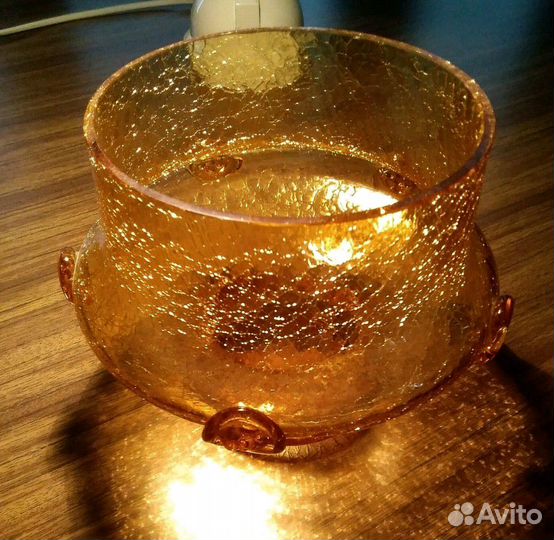 Низкая ваза, Bohemia