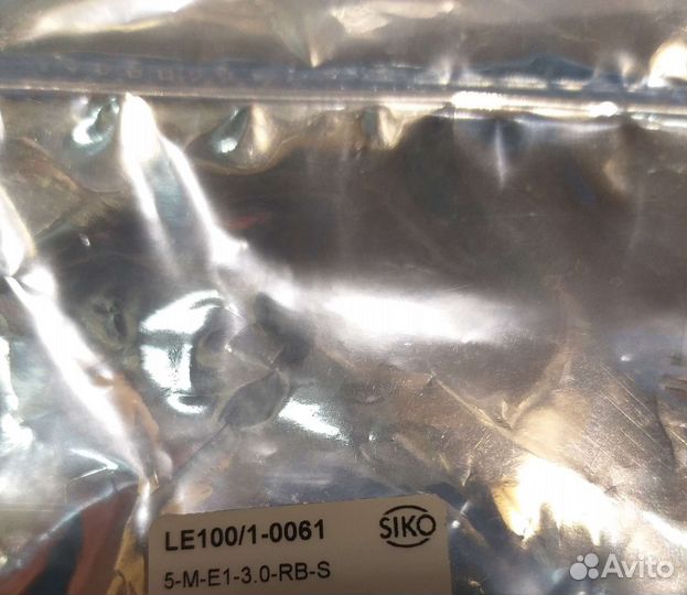 Магнитный датчик siko LE100/1-0061 5-M-E1-3.0-RB-S