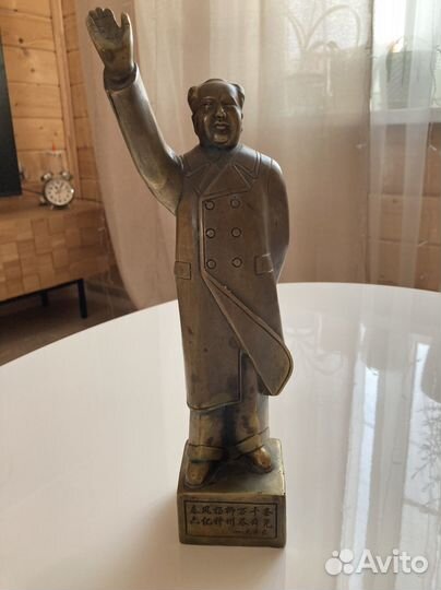 Скульптура Мао Дзэ Дун, бронза