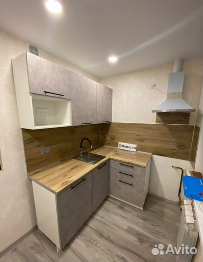 Кухня угловая в хрущевку матовая