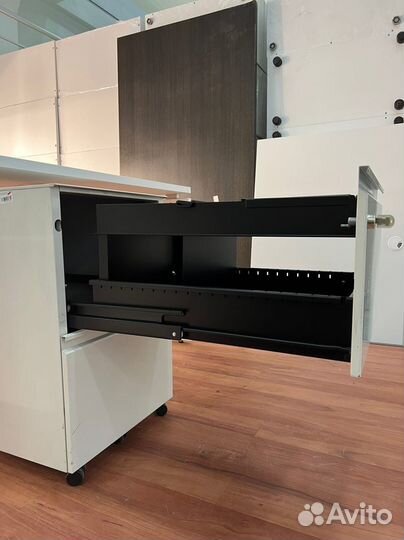 Тумба офисная (Германия)