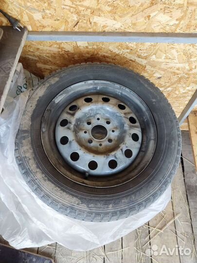 Dunlop SP Winter Ice 02 175/65 R14