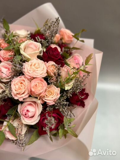 Букет Цветы на 14 февраля Протея Ромашки