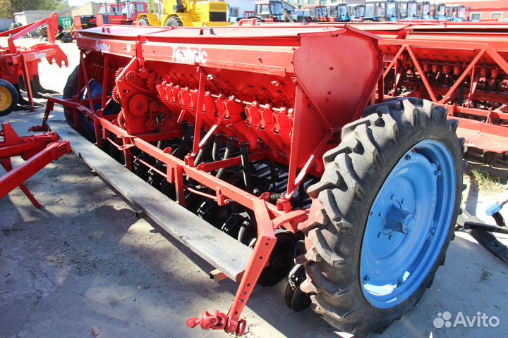 Сеялка Красная Звезда СЗТ-3.6А, 2005