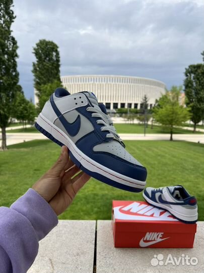 Кроссовки Nike Dunk low