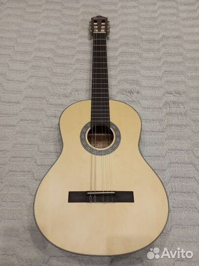 Классическая гитара