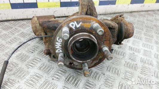 Ступица передняя левая land rover freelander 2 (DM