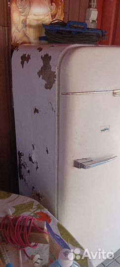 Холодильник бу ЗИЛ