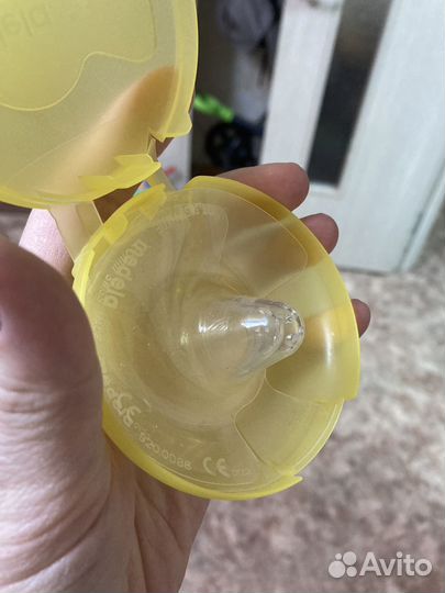 Накладки на грудь medela