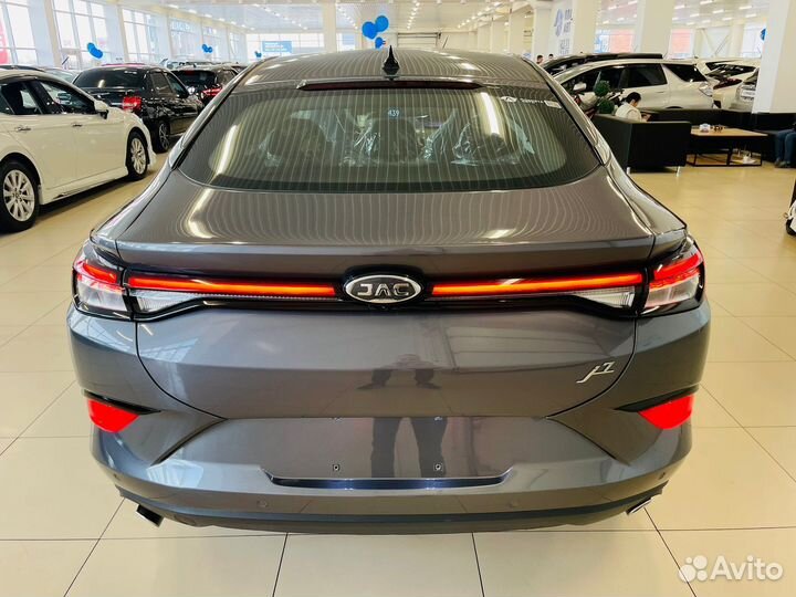 JAC J7 1.5 CVT, 2023