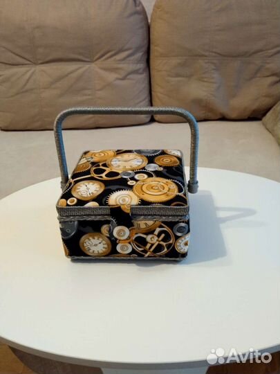 Шкатулка для швейной фурнитуры