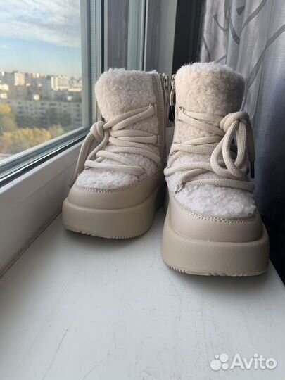 Ботинки зимние угги для девочки 28р