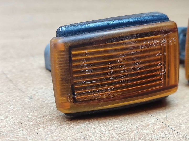 Повторители поворотников, Volvo 960