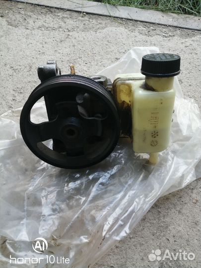 Насос гидроуселителя руля