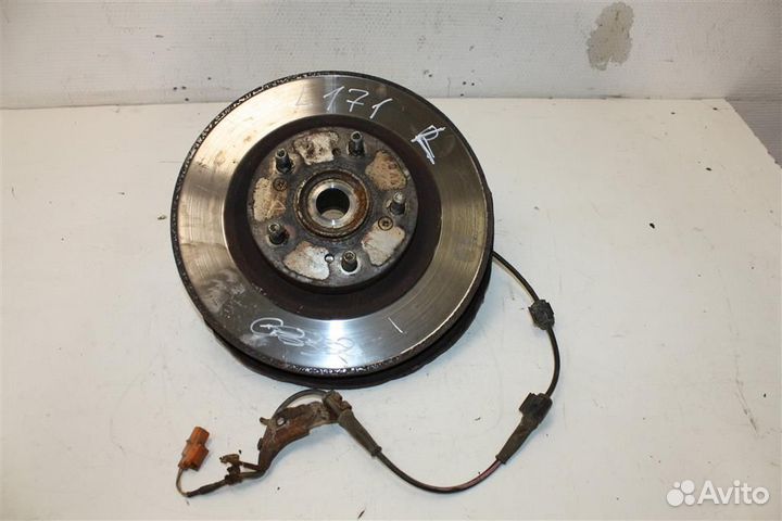 Кулак поворотный передний левый Honda CR-V 2 20