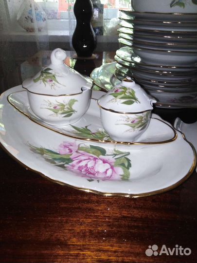 Столовый сервиз 