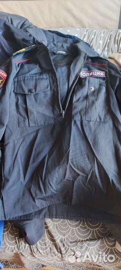 Женская форма полиции