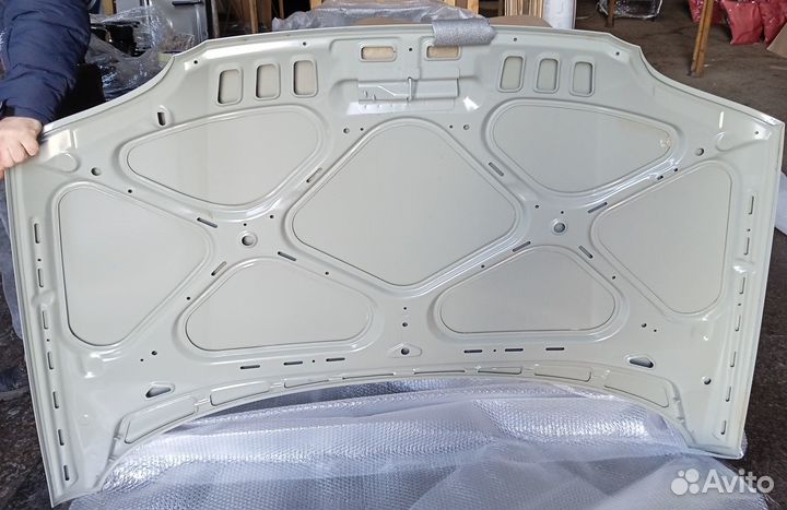 Капот Нива Шевроле 2123 новый (пр-во Ваз)