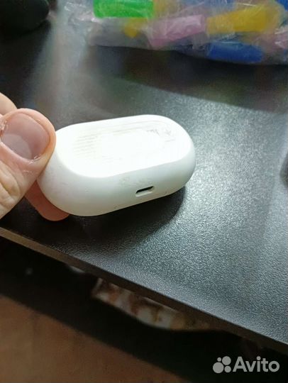 Беспроводные наушники samsung galaxy buds