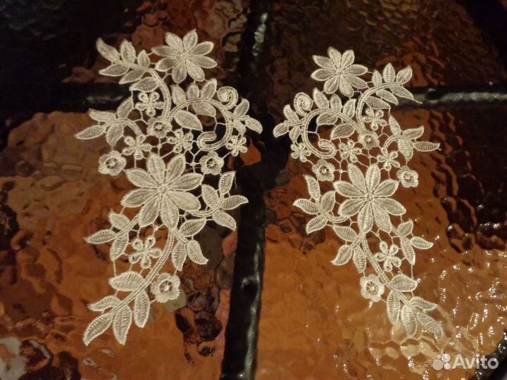 Кружевные аппликации черные и белые