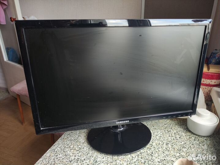 Монитор Samsung LS22D300