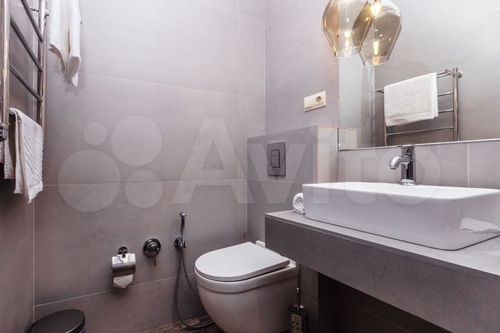 2-к. квартира, 52 м², 3/3 эт.