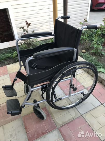 Кресло-коляска для инвалидов Армед