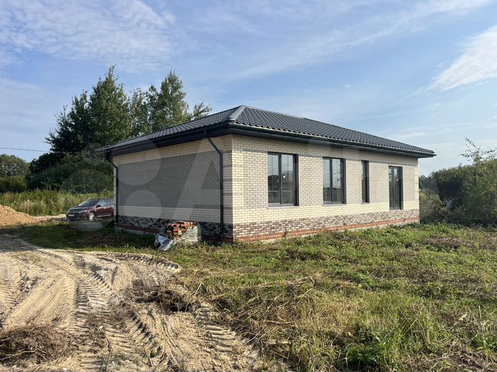 Дом 107 м² на участке 8 сот.