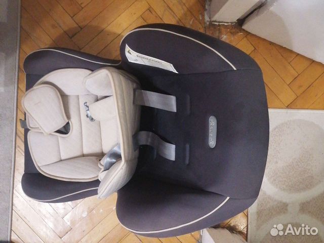 Автомобильное кресло для ребенка